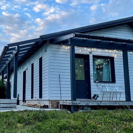Cozy 4 Person Guesthouse On Quiet Residential Area オウル エクステリア 写真