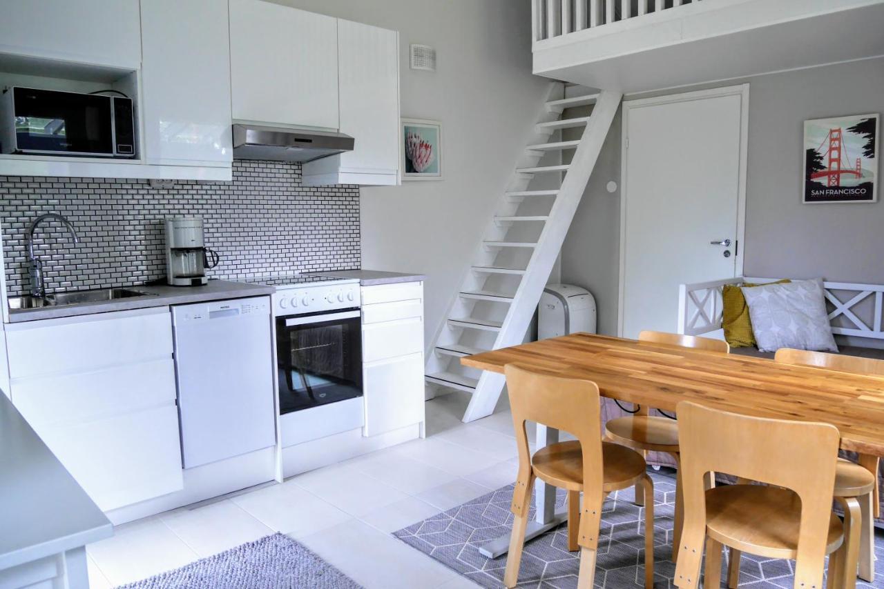 Cozy 4 Person Guesthouse On Quiet Residential Area オウル エクステリア 写真