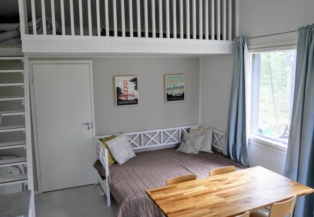Cozy 4 Person Guesthouse On Quiet Residential Area オウル エクステリア 写真