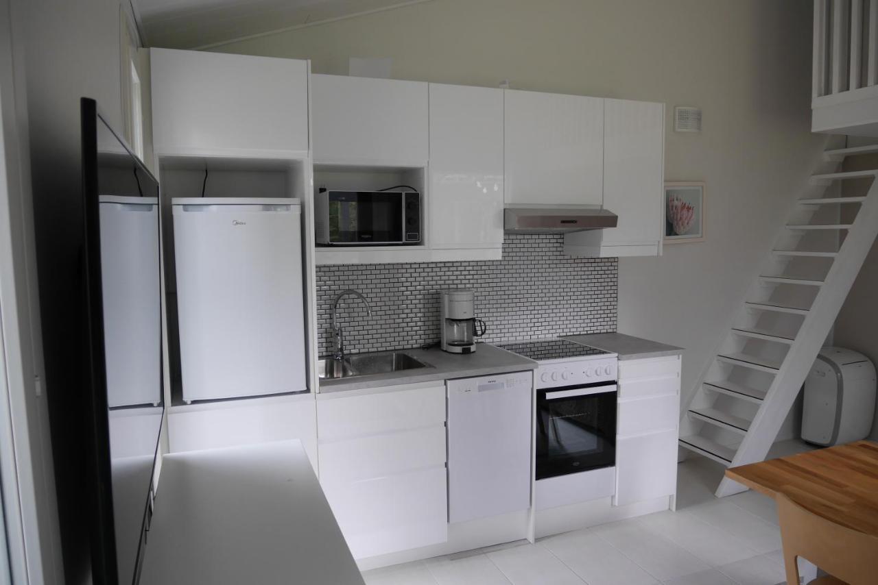 Cozy 4 Person Guesthouse On Quiet Residential Area オウル エクステリア 写真